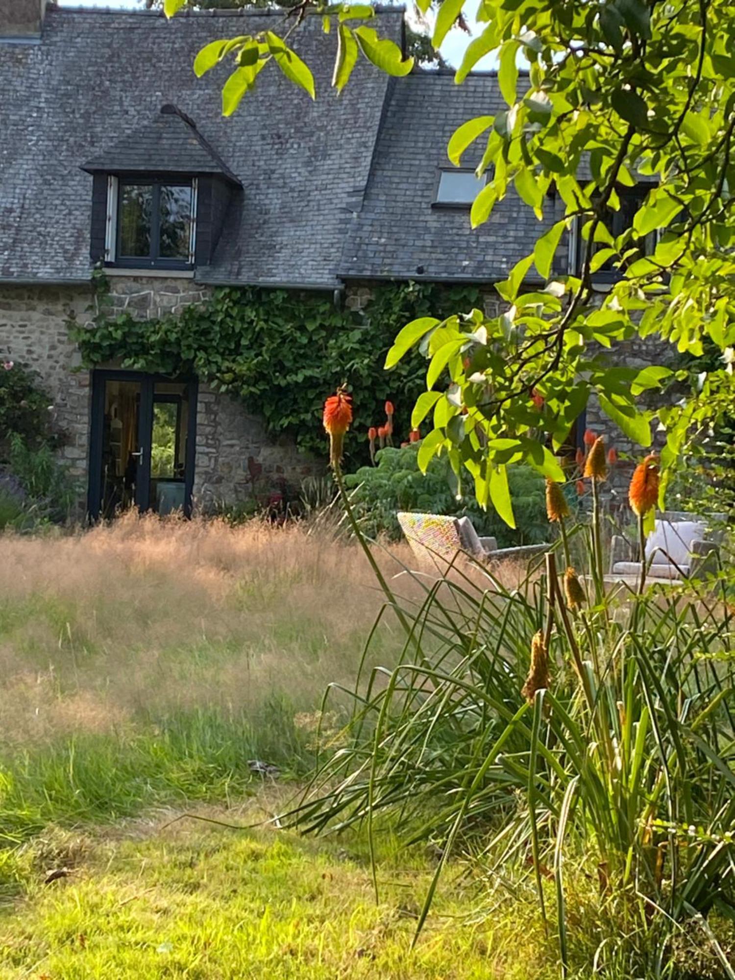 L'Hotie De Broceliande, Au Coeur Des Sites Naturels Et Legendaires 뺑뽕 외부 사진